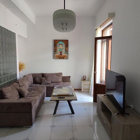 Dr. J. Spon Apartment Nafpaktos Exteriér fotografie